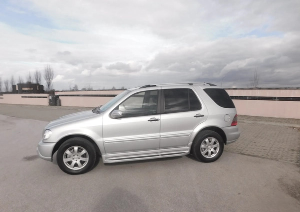 Mercedes-Benz ML cena 29999 przebieg: 196000, rok produkcji 2005 z Jarosław małe 436